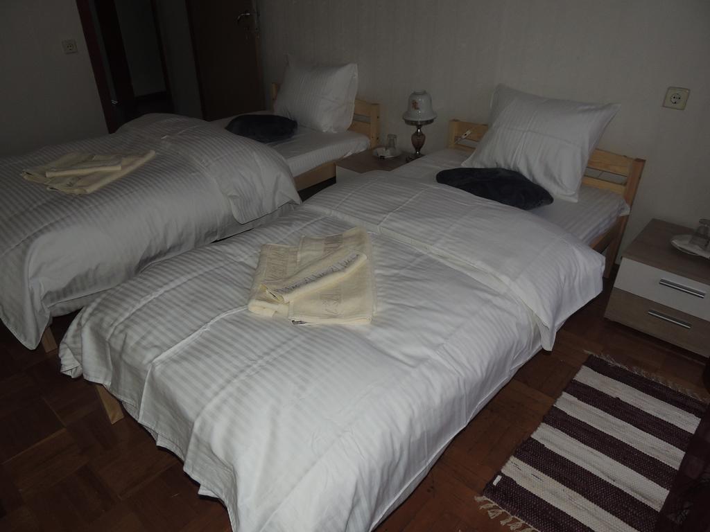 Kivilinna Homestay Lohkva Zimmer foto