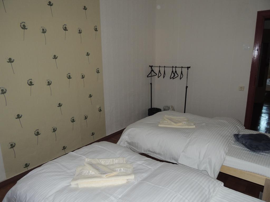 Kivilinna Homestay Lohkva Zimmer foto